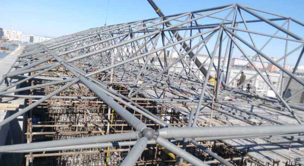 柳州细数网架装配中抉择应用钢结构对室第的优势